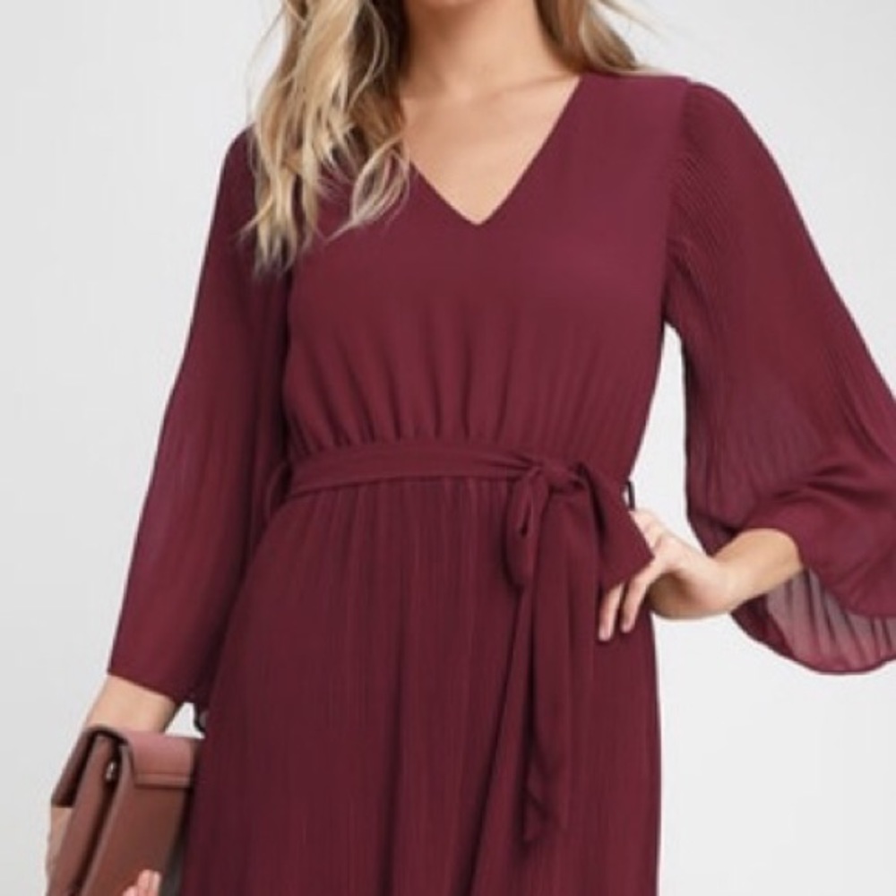 Burgundy Pleated Midi Dress. Never worn.